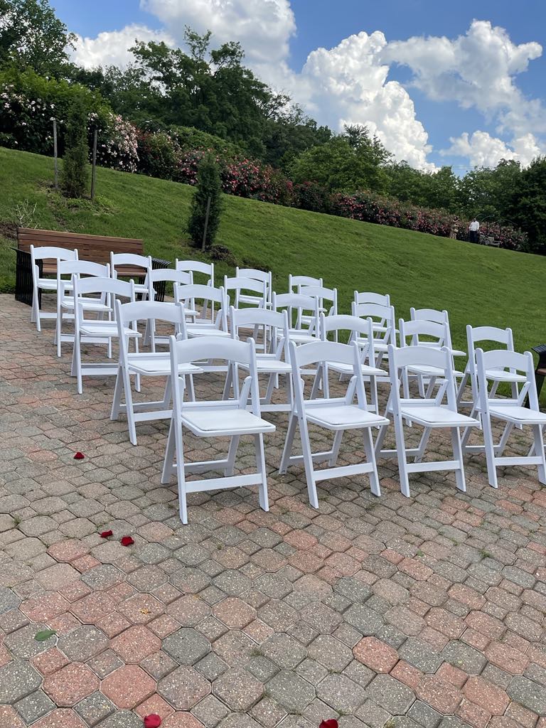 Resin chairs for rent sale