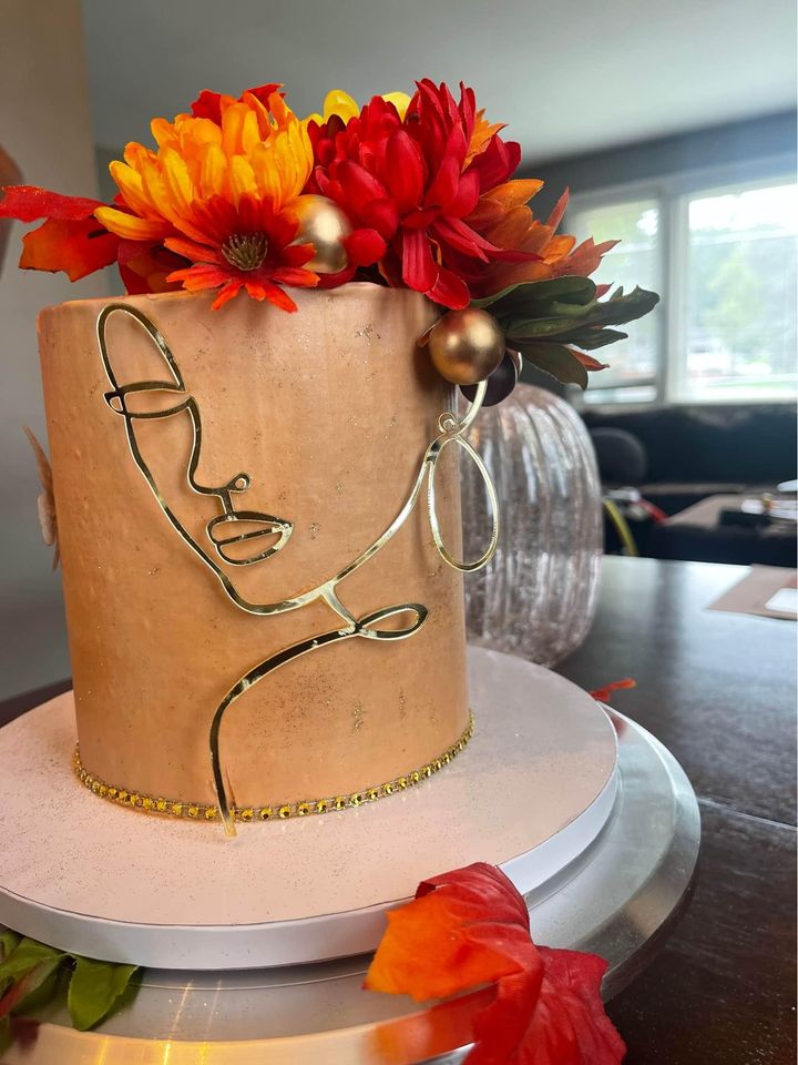 Floral Silhouette Sweet Buttercream Cakes