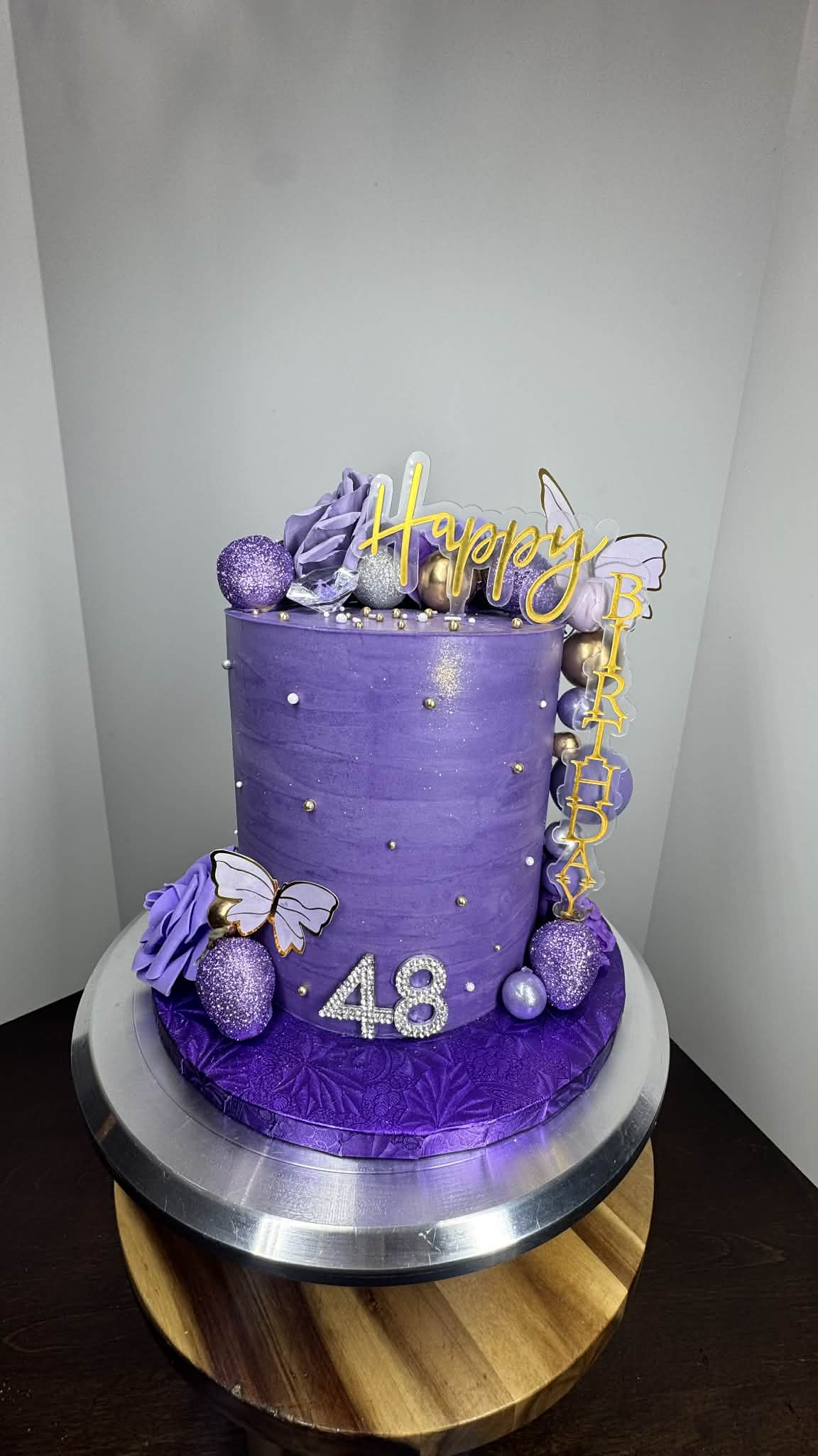 Custom Sweet Buttercream Cakes