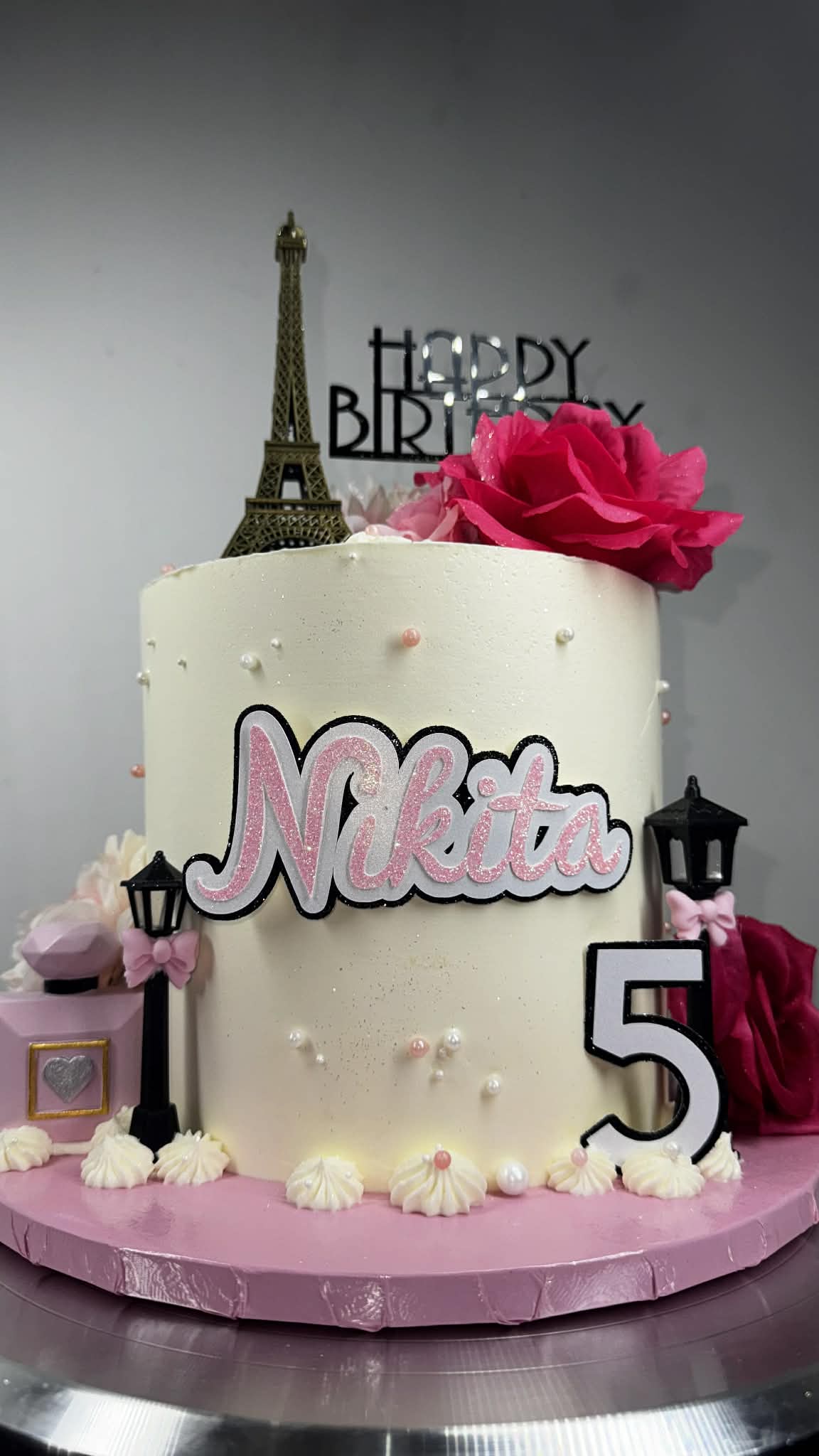 Custom Sweet Buttercream Cakes