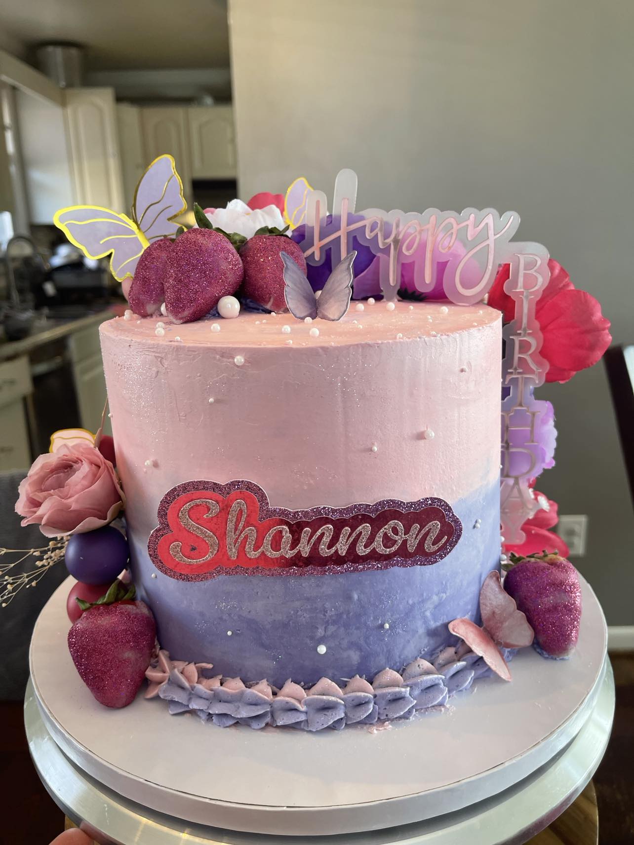 Custom Sweet Buttercream Cakes