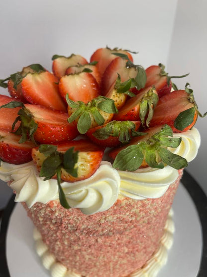 Strawberry Crunch Cake