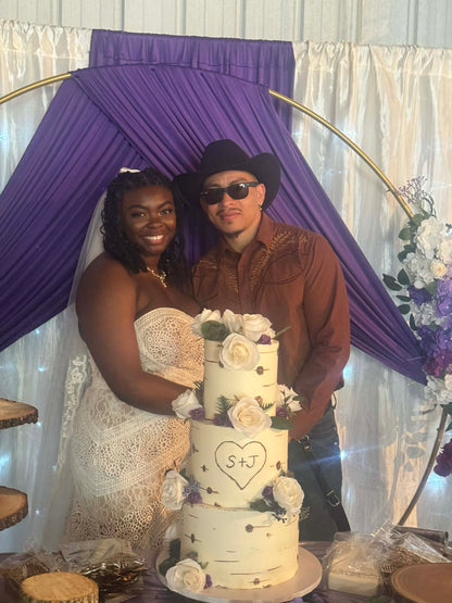 Custom Sweet Buttercream Wedding Cakes